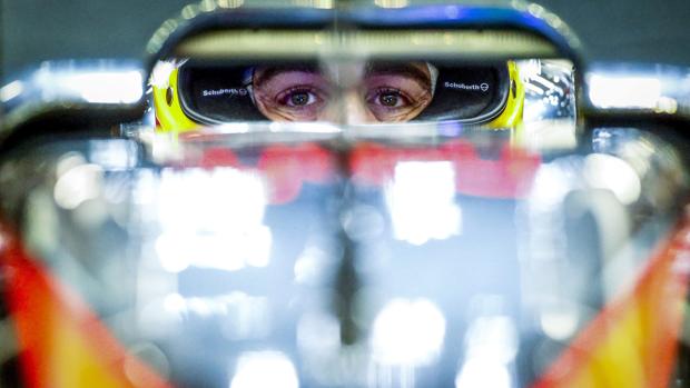 Fernando Alonso medita su regreso a la Fórmula 1