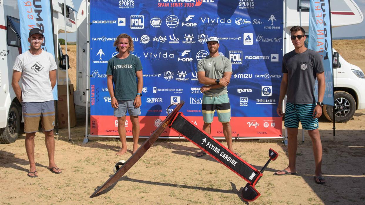 Todas las estrellas de las Formula Kite Spain Series se citan en Alarcón