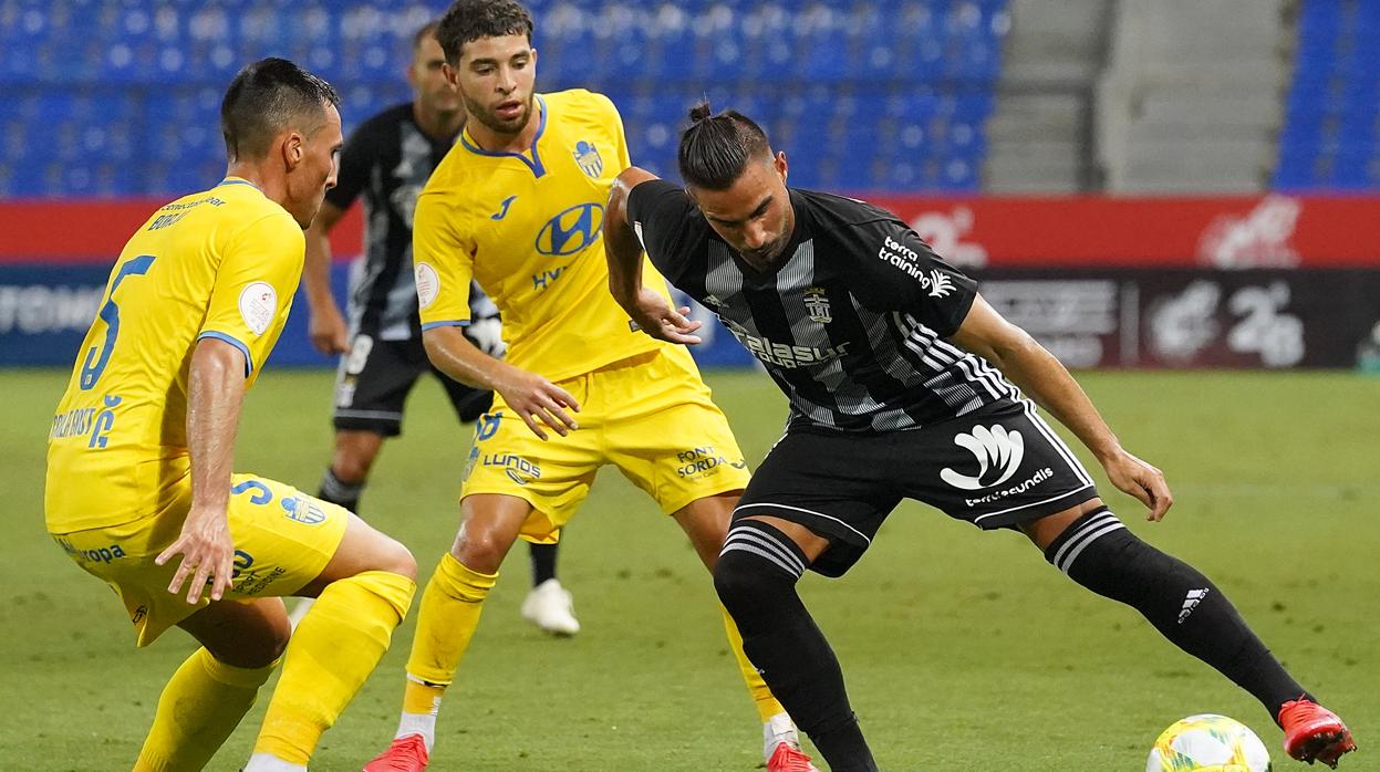 Partido por el ascenso entre el Cartagena y el Atlético Baleares, jugado en La Rosaleda