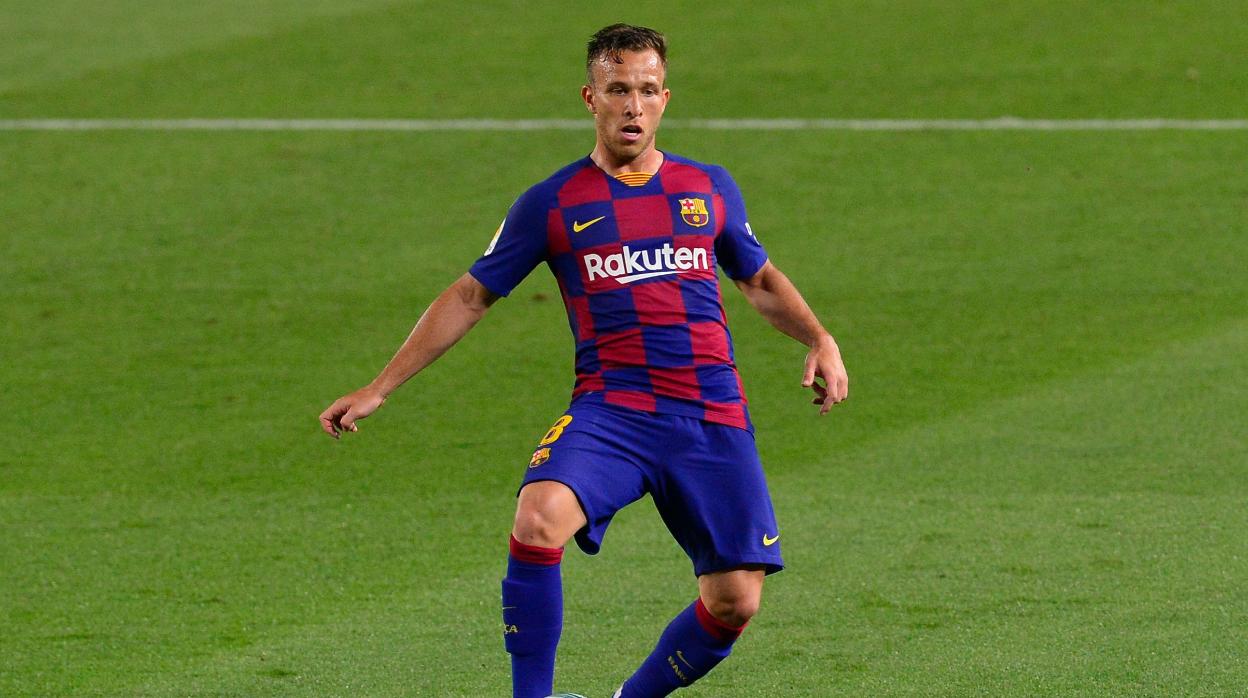 Arthur provoca otro seísmo en el Barça