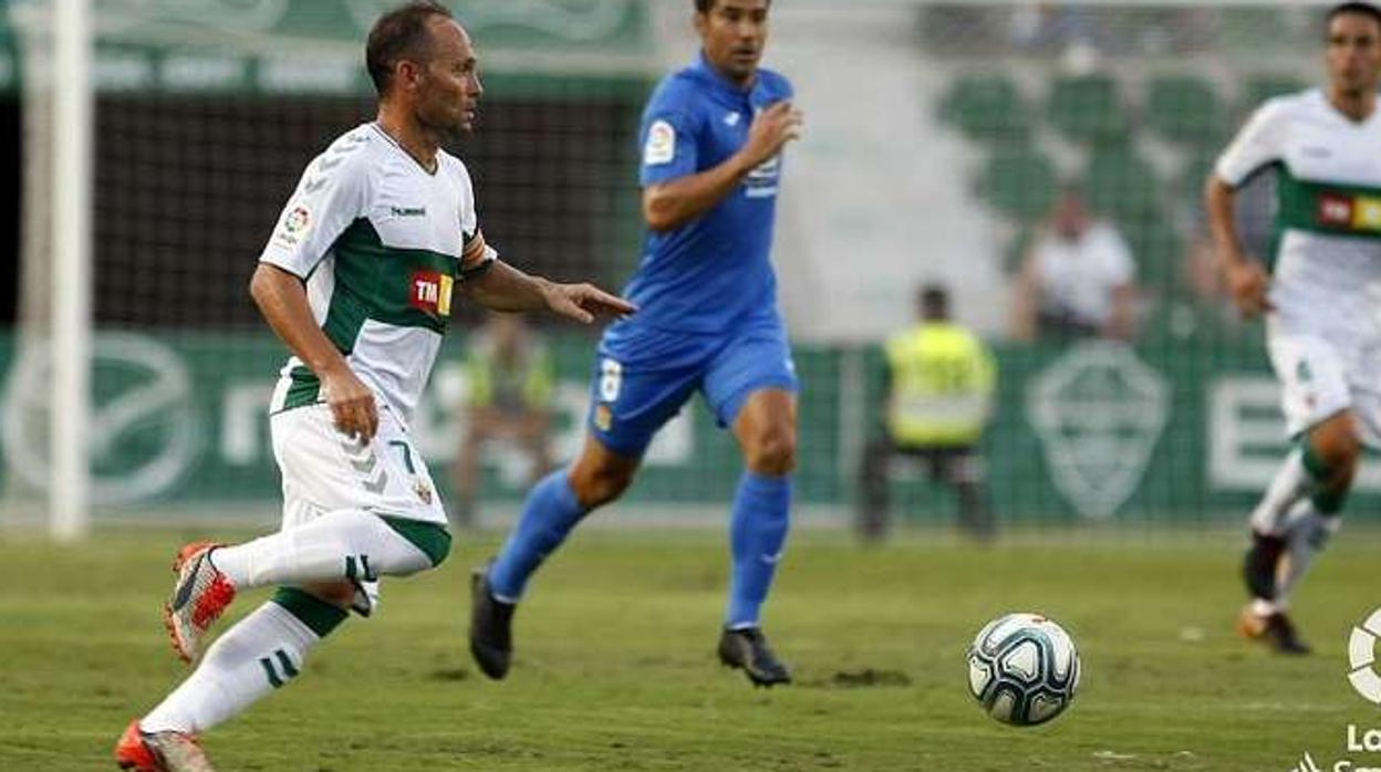 Partido de Liga en el Martínez Valero entre Elche y Fuenlabrada