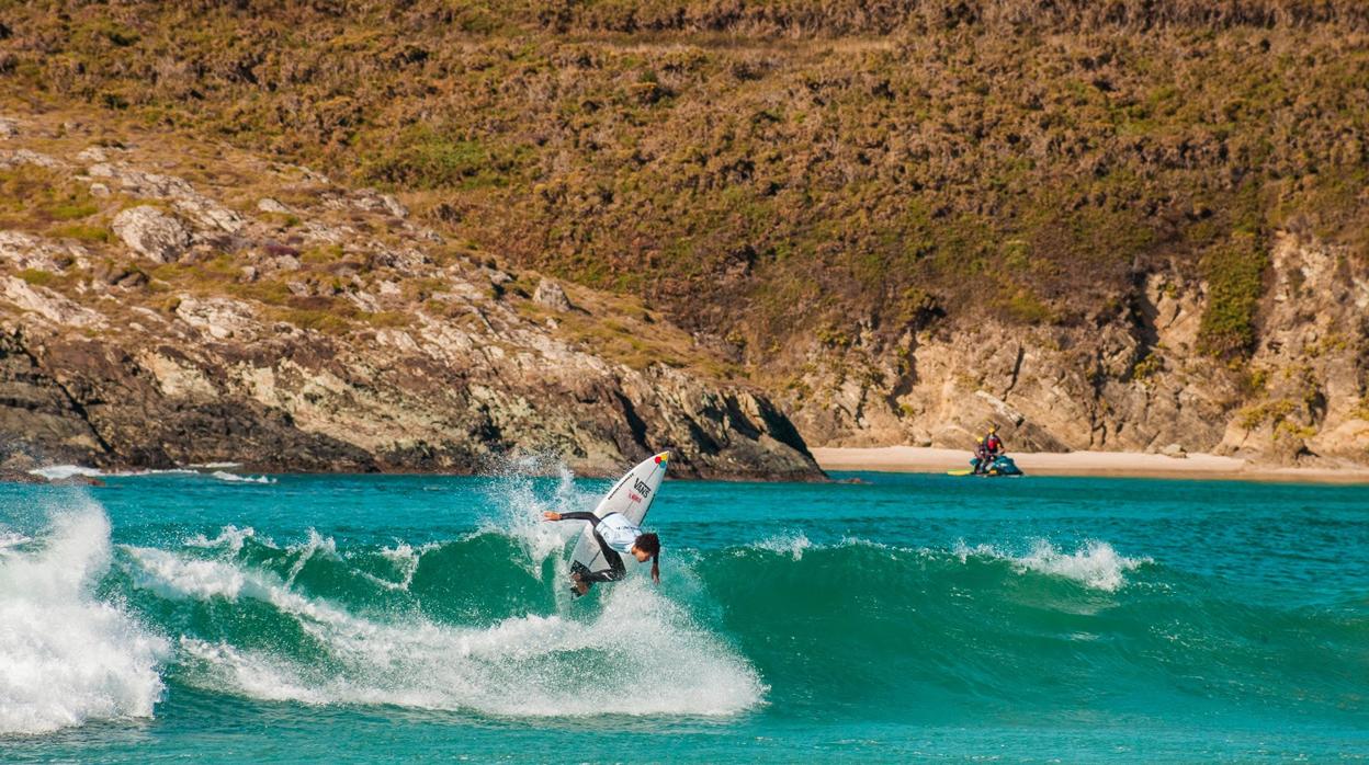 Más de 120 surfistas en el Pantin Classic