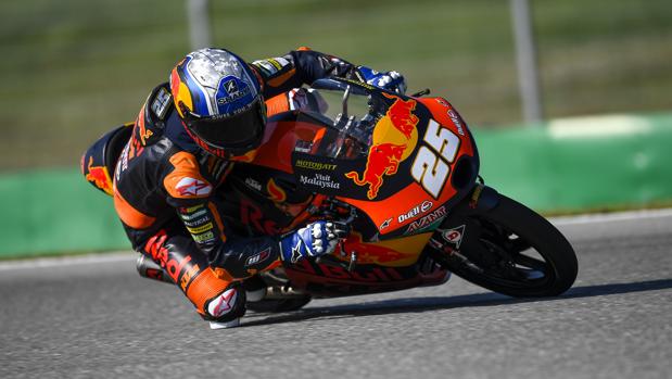 Raúl Fernández logra la primera pole de su carrera