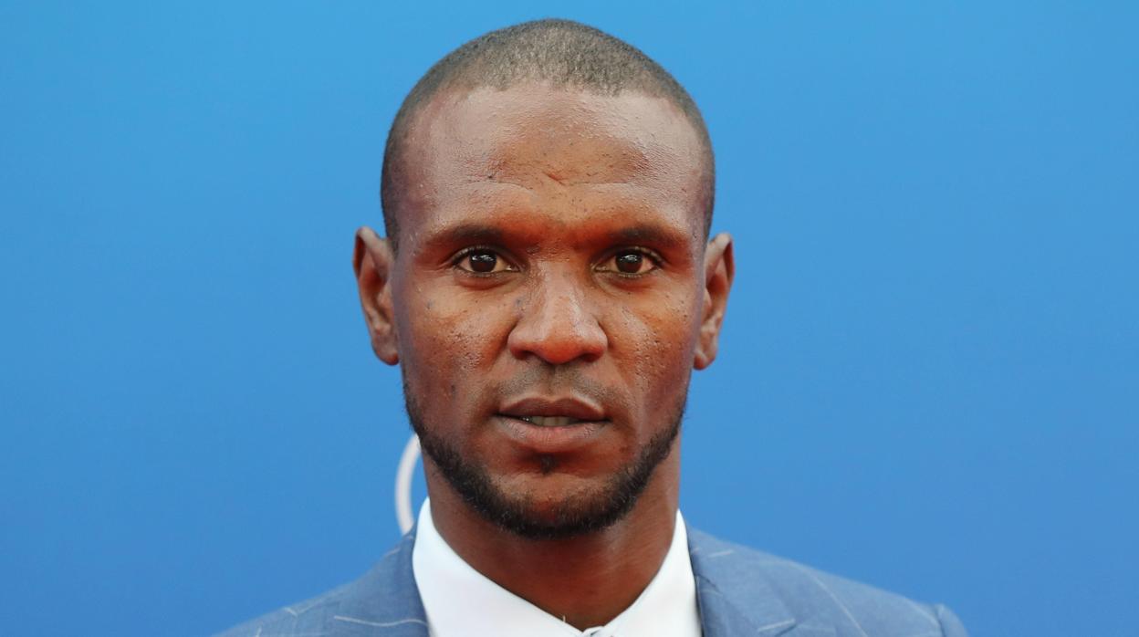 Despedida con dardo de Abidal: «Intenté hacer cambios, pero no lo he conseguido»