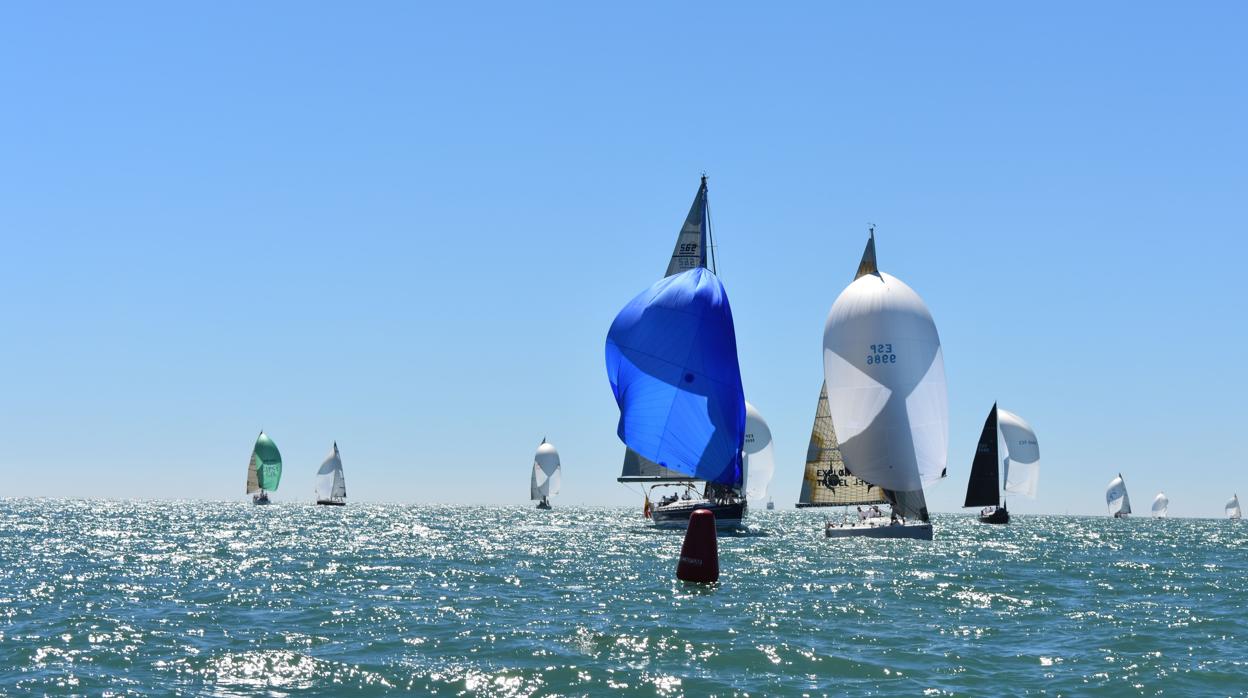 «Brujo», primer líder de la Regata Juan de la Cosa