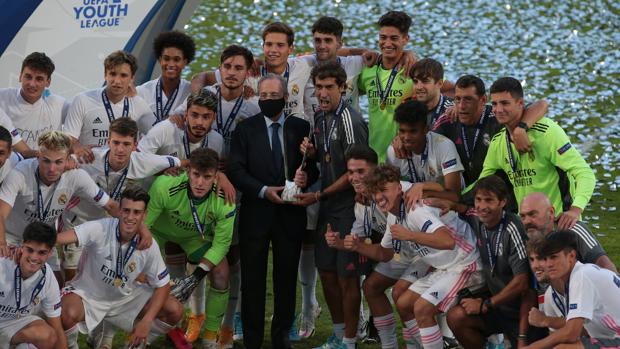 El Madrid pasa hoy los tests del Covid-19 con diez campeones de la Youth League