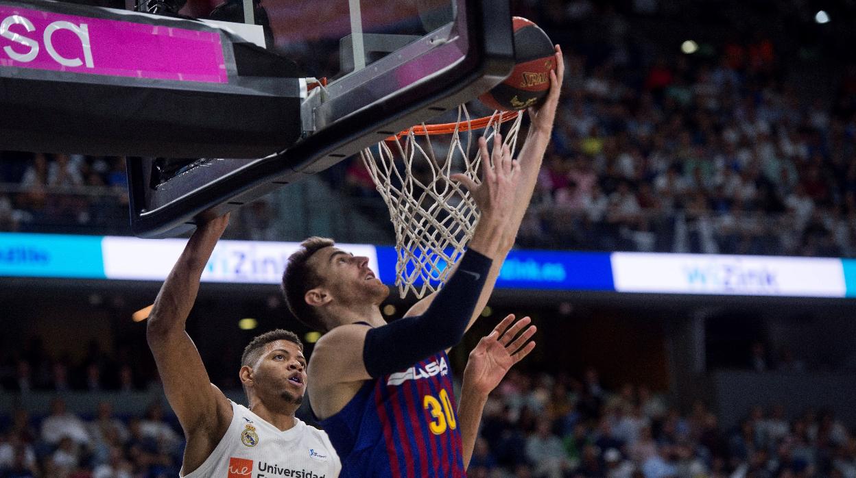 Los clásicos entre Real Madrid y Barça, el 27-28 de diciembre y 10-11 abril