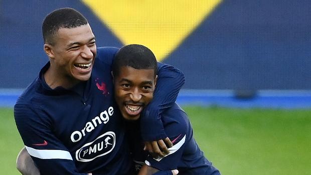 Alarma en Francia: Mbappé da positivo por coronavirus tras entrenar con la selección