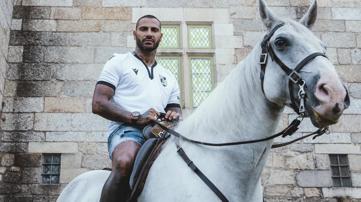 Quaresma, a caballo