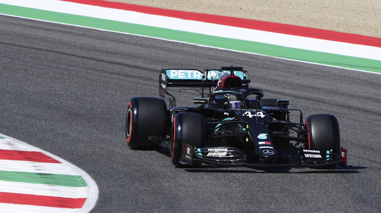 Lewis Hamilton durante la clasificiación en Mugello