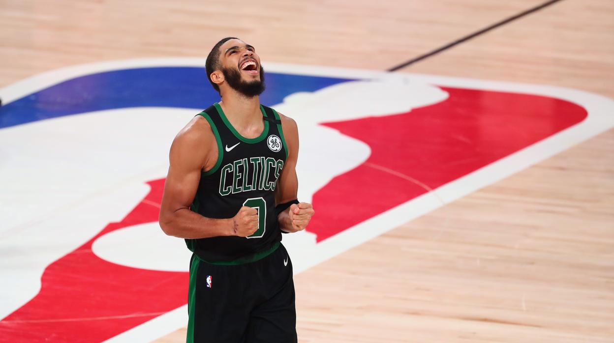 Los Celtics tumban al campeón