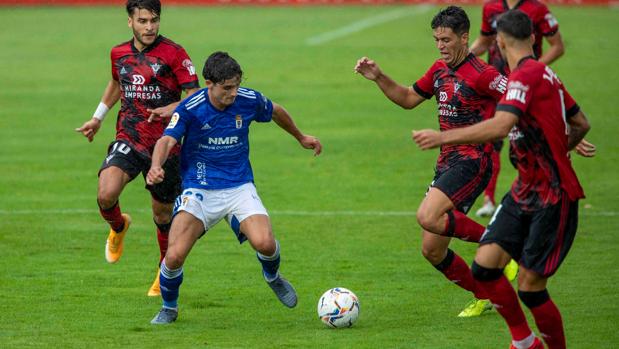 El Oviedo salva un punto en la prolongación