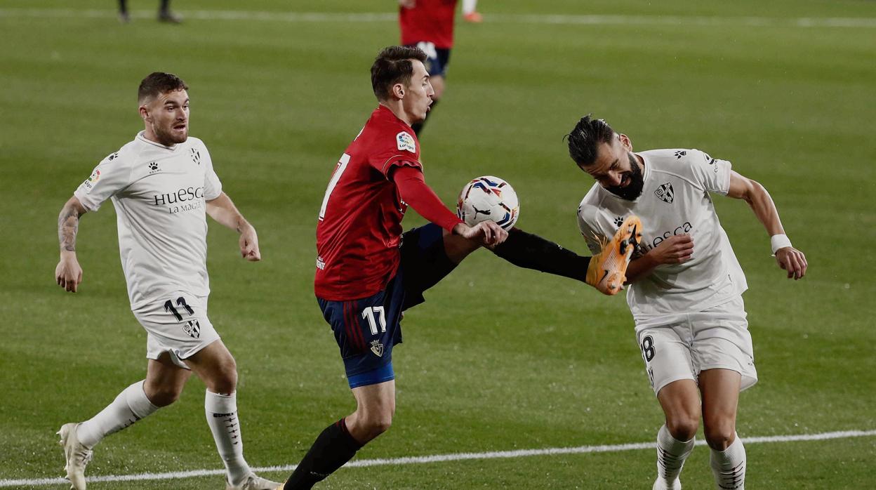 El Huesca se abona al empate