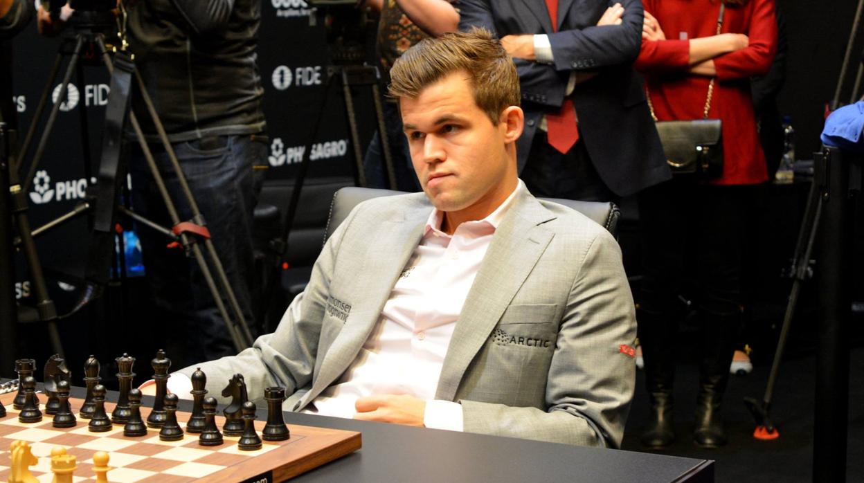 Magnus Carlsen Perde Depois de 125 Partidas de Invencibilidade