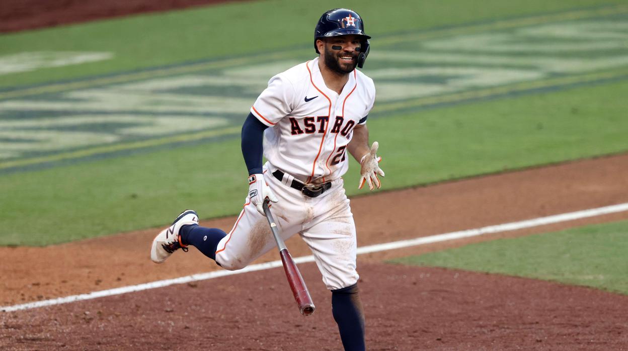 José Altuve, jugador de los Astros implicado en el escándalo del robo de señas