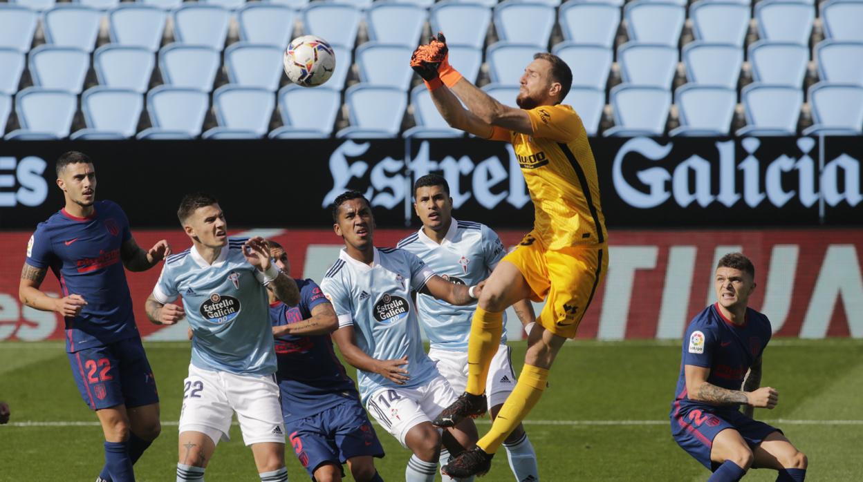 El Atlético castiga la falta de puntería del Celta