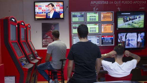 Los apostantes cambian el deporte por el bingo, el casino y el póquer