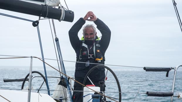 Eduardo Horrach fija en 25 horas y seis minutos el récord de la vuelta a Mallorca en solitario