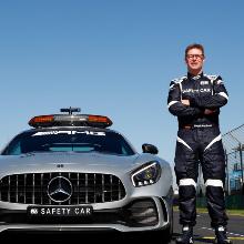 Los agobios del piloto del Safety Car con la agresividad de Hamilton: «Es muy difícil tenerle detrás»