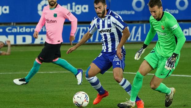 El error garrafal de Neto que le complicó el partido al Barcelona