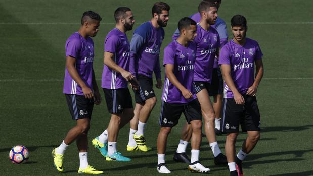 Carvajal negocia renovar hasta 2024, Ramos hasta 2023 y Modric pide un año