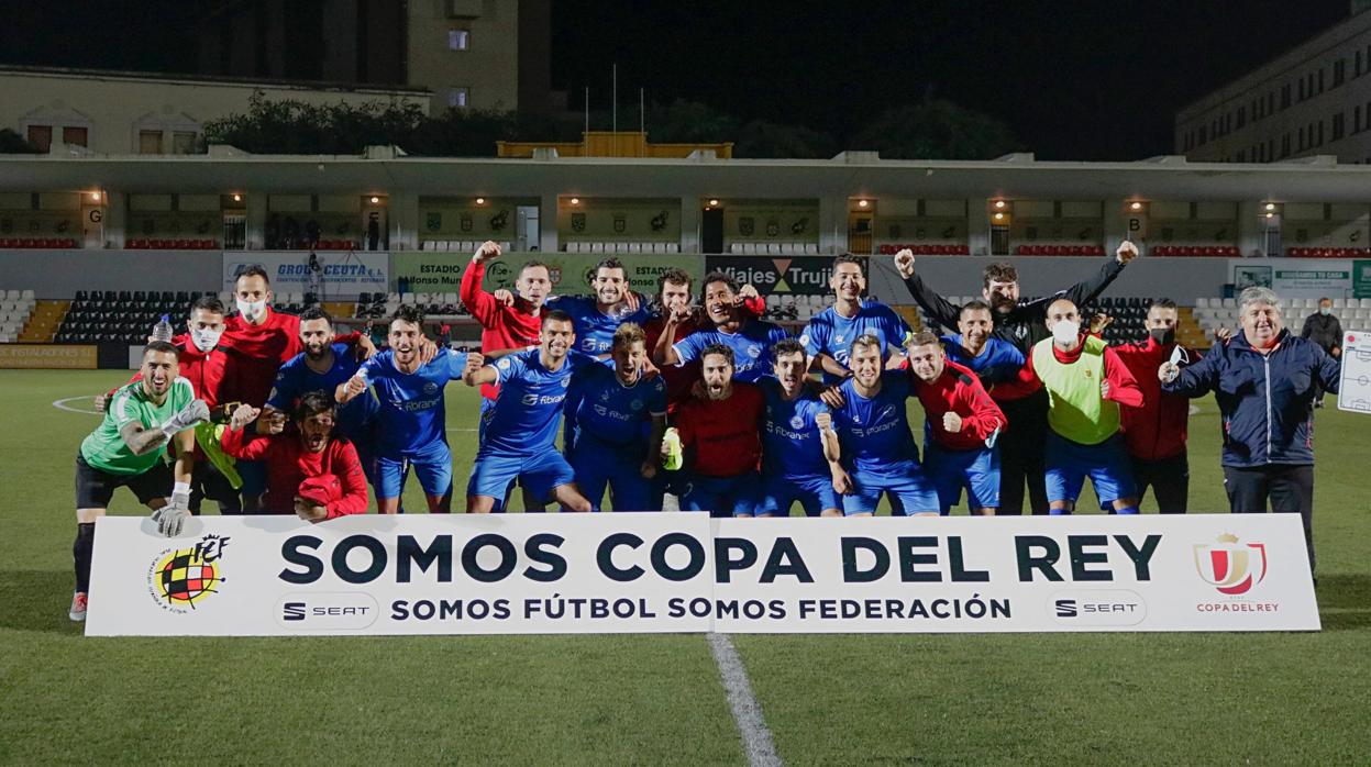 El Racing Murcia celebra su clasificacion para la Copa del Rey