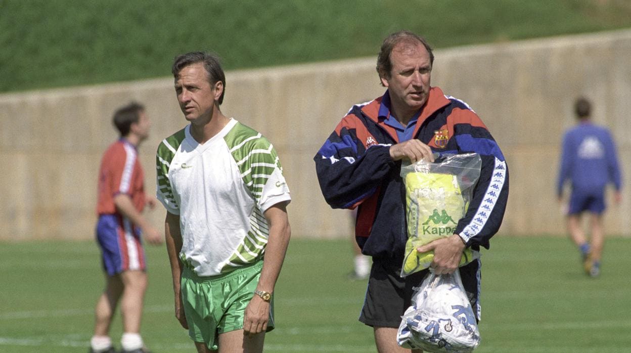Rexach y Cruyff en un entrenamiento del Dream Team
