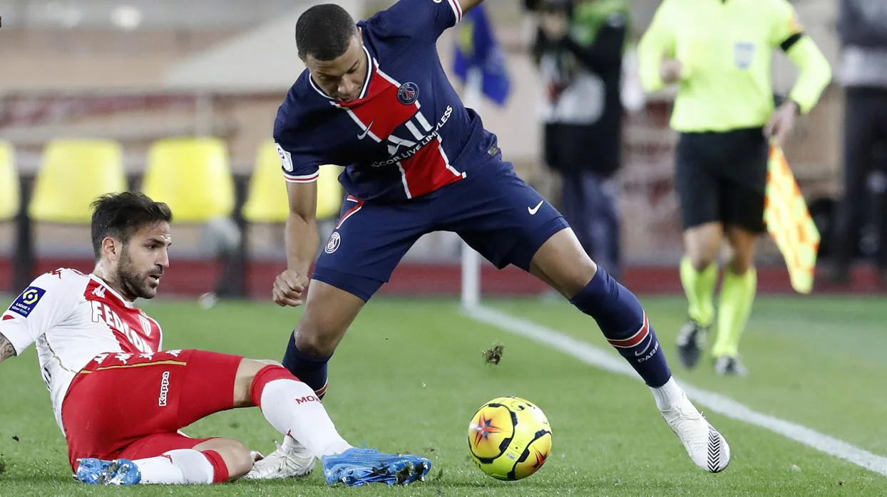 Cesc fulmina a Mbappé y el Mónaco calienta la liga francesa