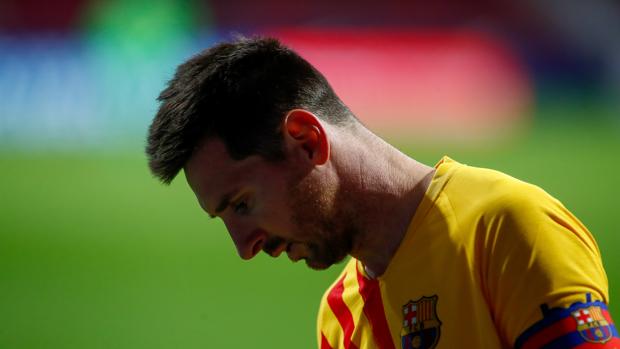 Messi, la imagen del desfallecimiento del Barça