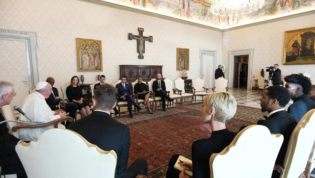 Cónclave del Papa Francisco con jugadores de la NBA en el Vaticano