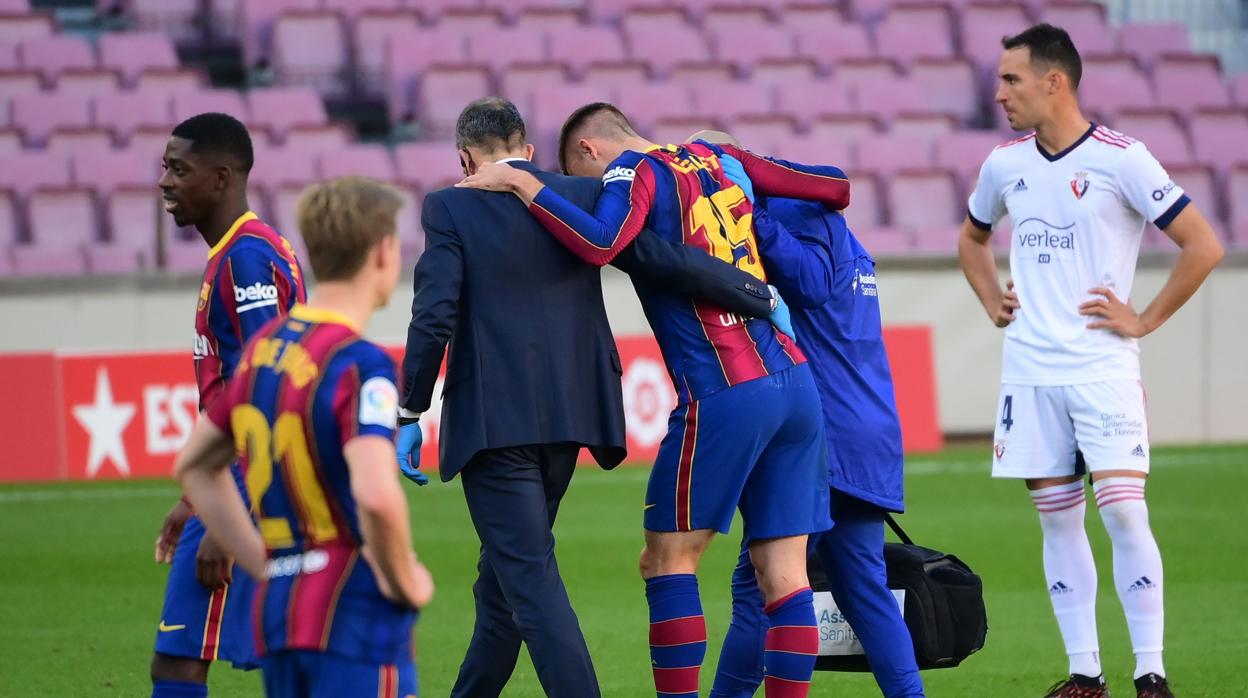 Lenglet se retira lesionado