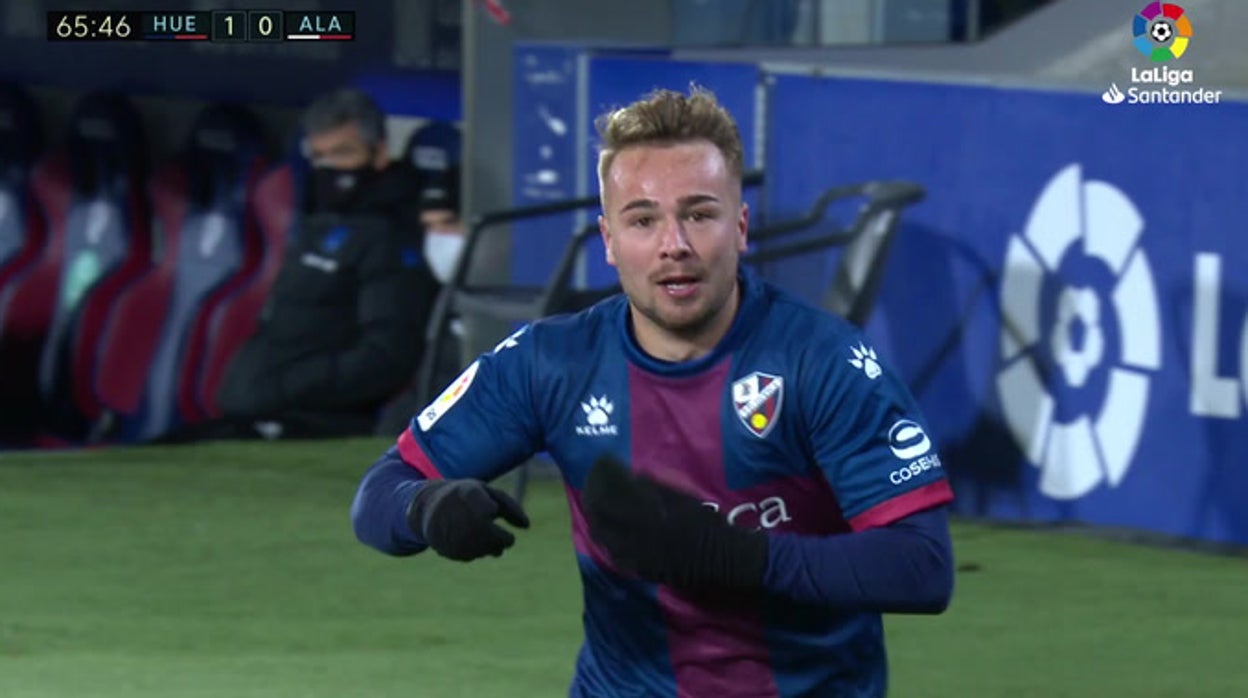 El llanto de Javi Ontiveros tras dedicar un golazo a su abuela hospitalizada por Covid