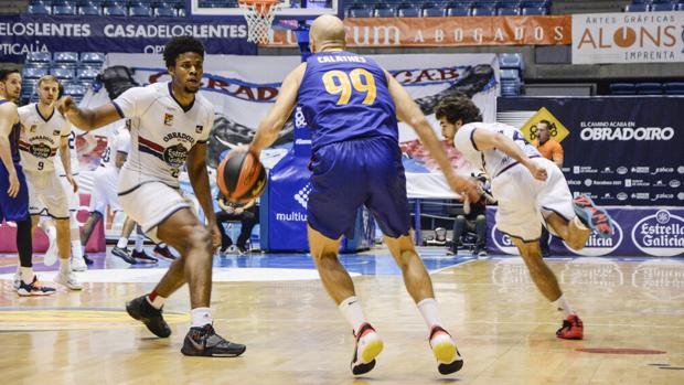 Calathes lleva al Barça a una complicada victoria ante el Obradoiro