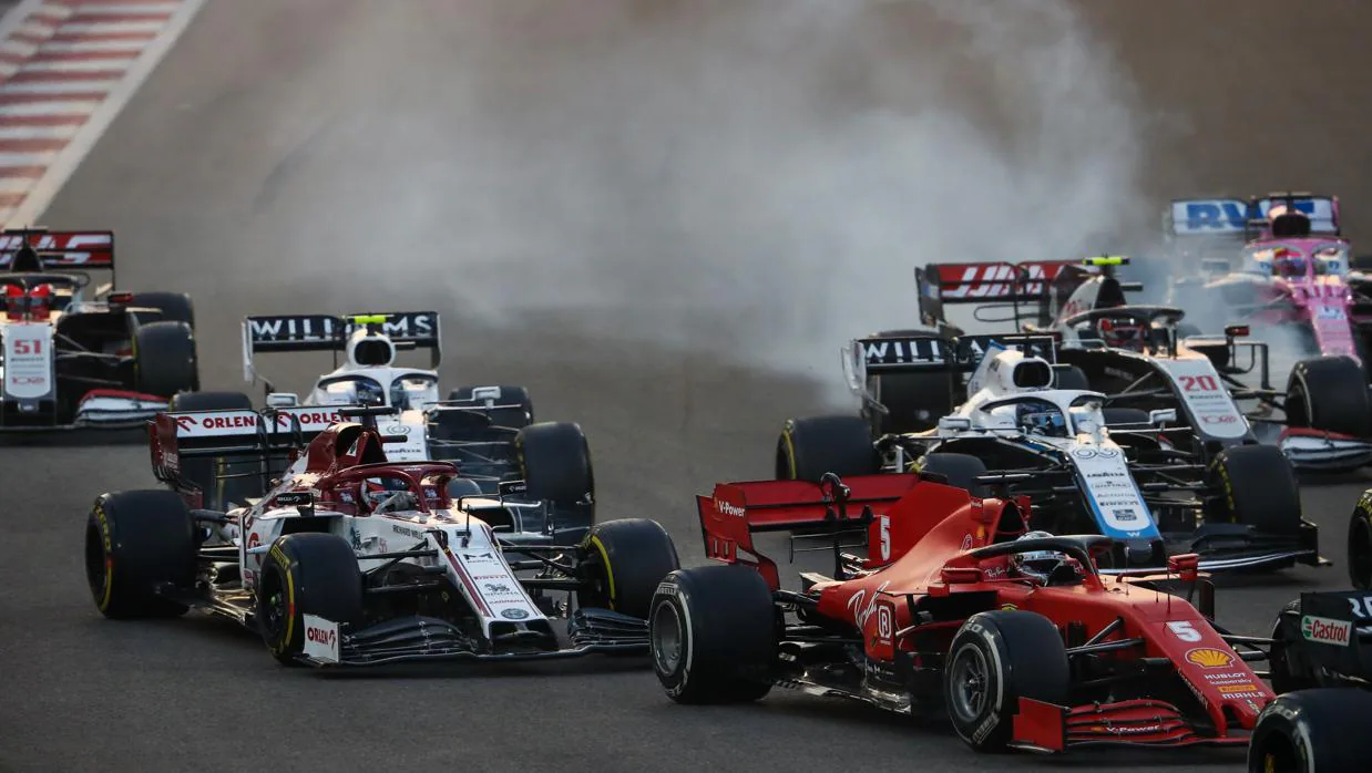 Verstappen despide el año con un triunfo soporífero