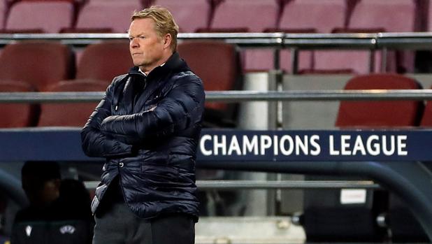 Koeman sigue su cruzada contra los árbitros