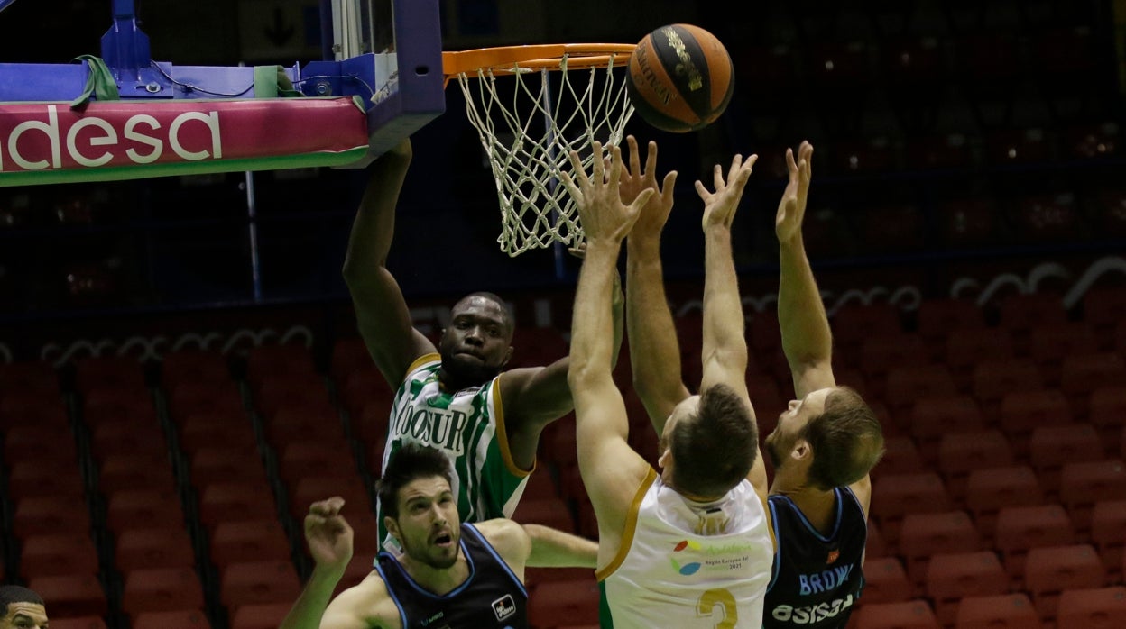 Aplazado el Estudiantes-Joventut por el brote de coronavirus en el club estudiantil