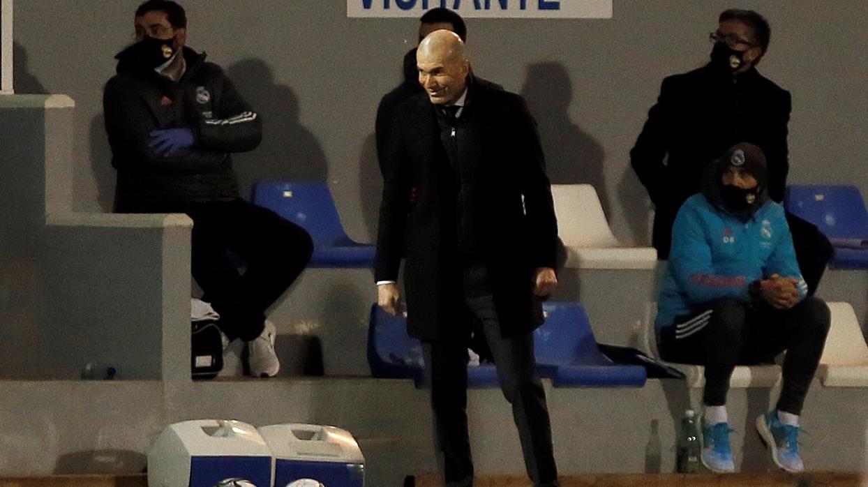 Una eliminación que acorrala a Zidane: «Pasará lo que tenga que pasar»