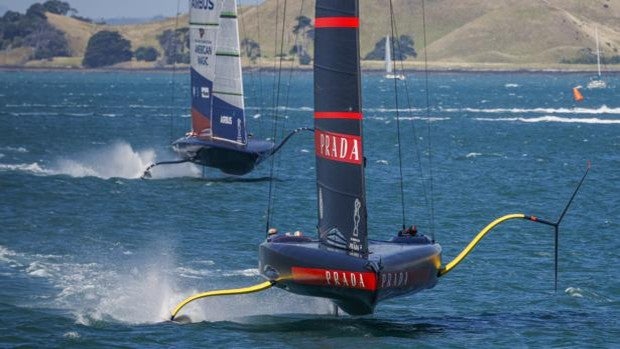 Primer "round" para «Luna Rossa» en la semifinal de la Copa Prada