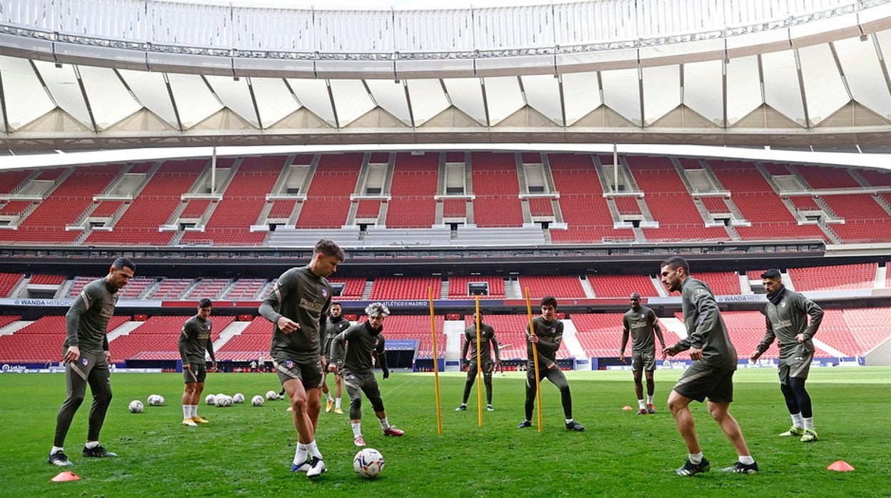 Atlético y Real Sociedad no podrán disputar en España sus duelos contra Chelsea y United