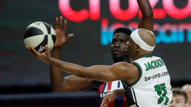 El Baskonia supera a un aguerrido Joventut