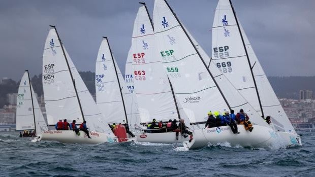 «Abril Rojo» lidera las Vigo Winter Series de J70