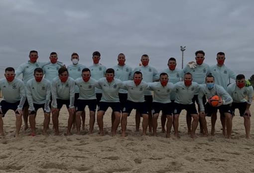 Los integrantes de la selección española de fútbol playa.