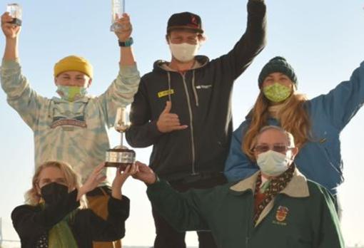 Ganadores de la Regata de Año Nuevo celebrada hace hace unos meses.