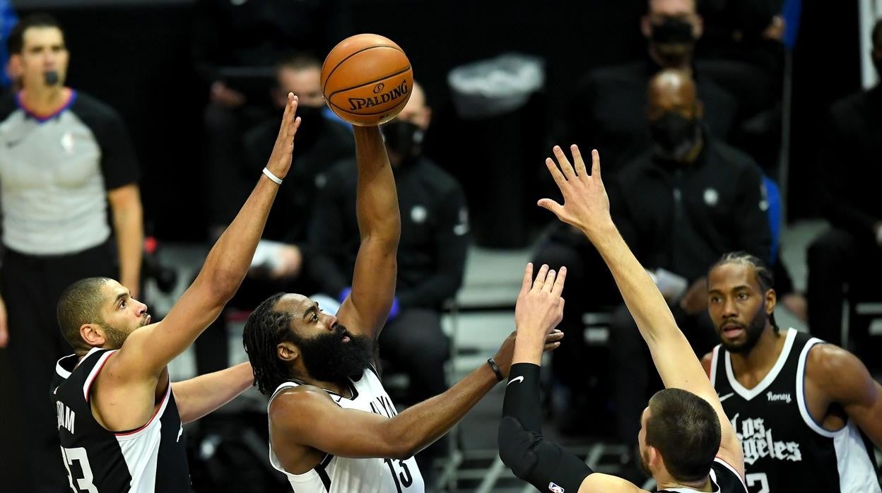 James Harden, durante el partido del pasado lunes entre los Brooklyn Nets y a Los Ángeles Clippers