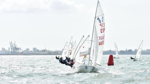 El Carnaval gaditano está en el agua