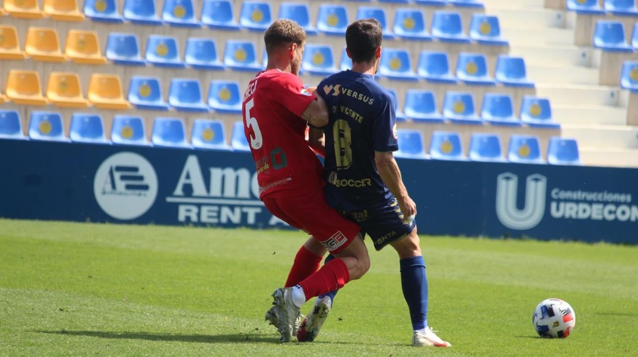 Partido de Segunda B entre el UCAM Murcia y El Ejido