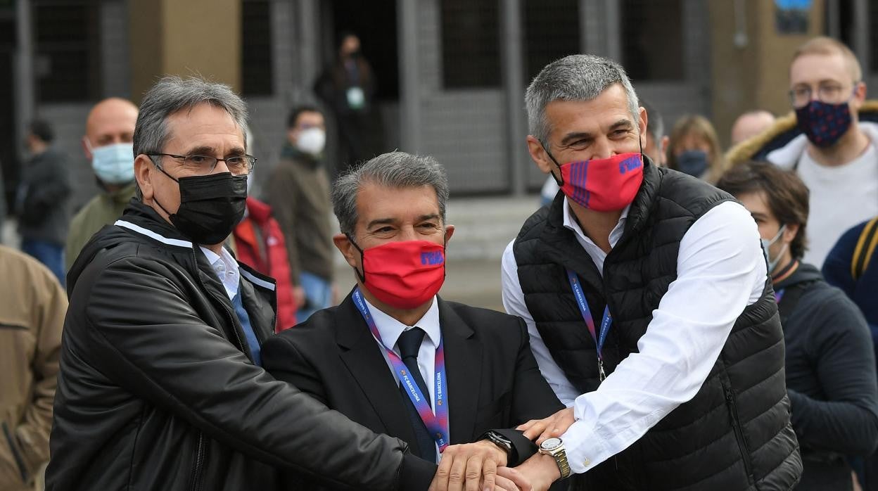 Joan Laporta, con Valero Rivera y Massip