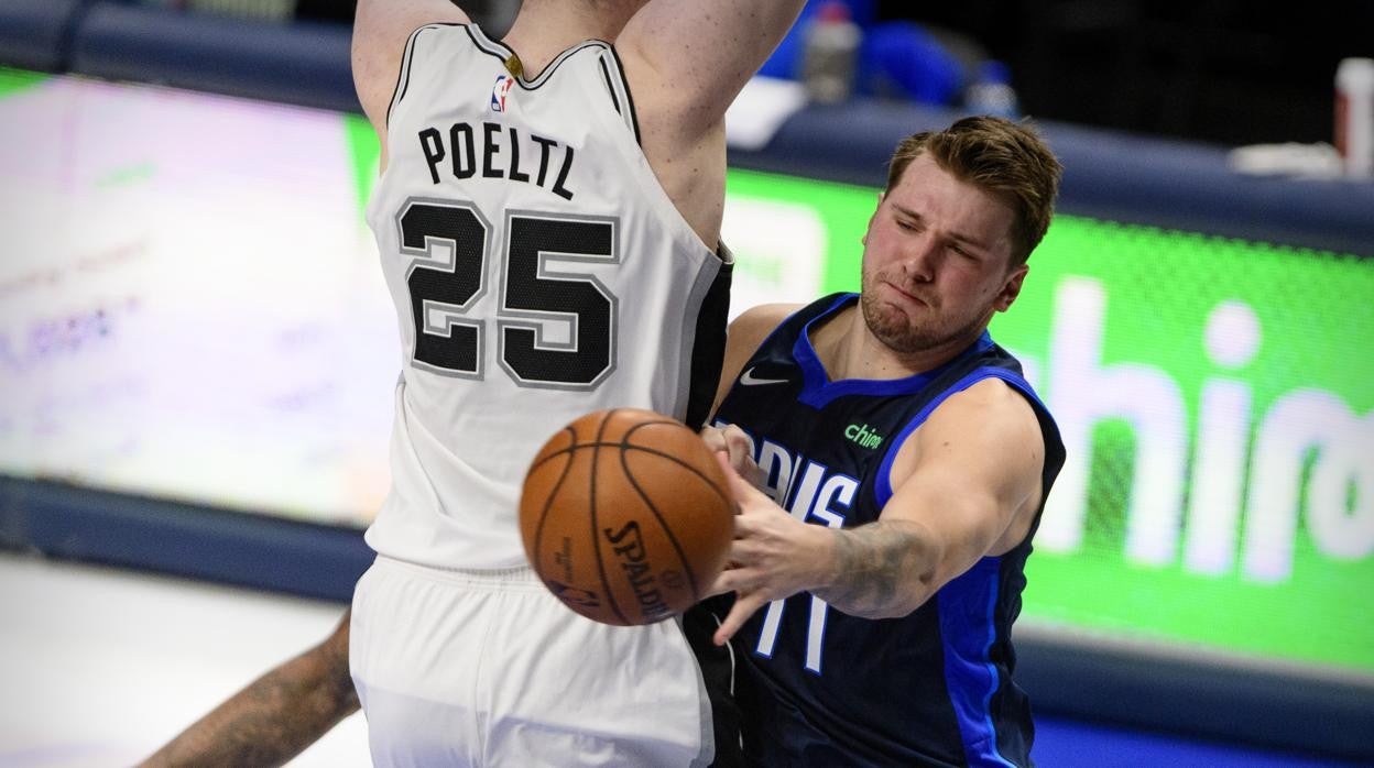 Doncic, ante San Antonio