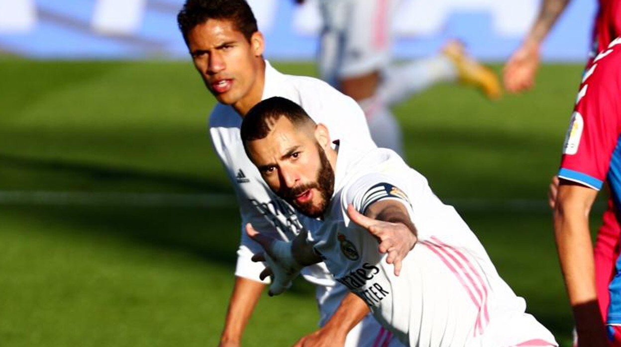 Benzema mantiene al Madrid