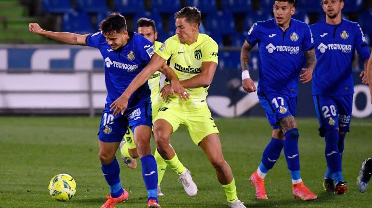 El Atlético se enreda en Getafe